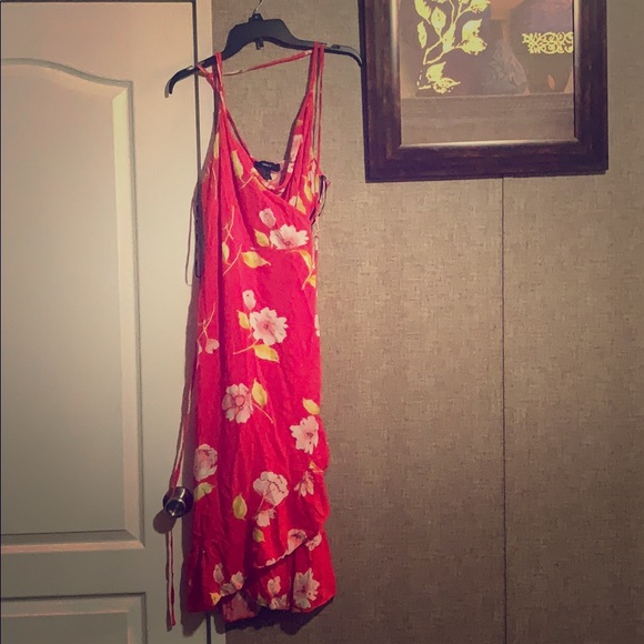 Dress - Picture 1 of 2